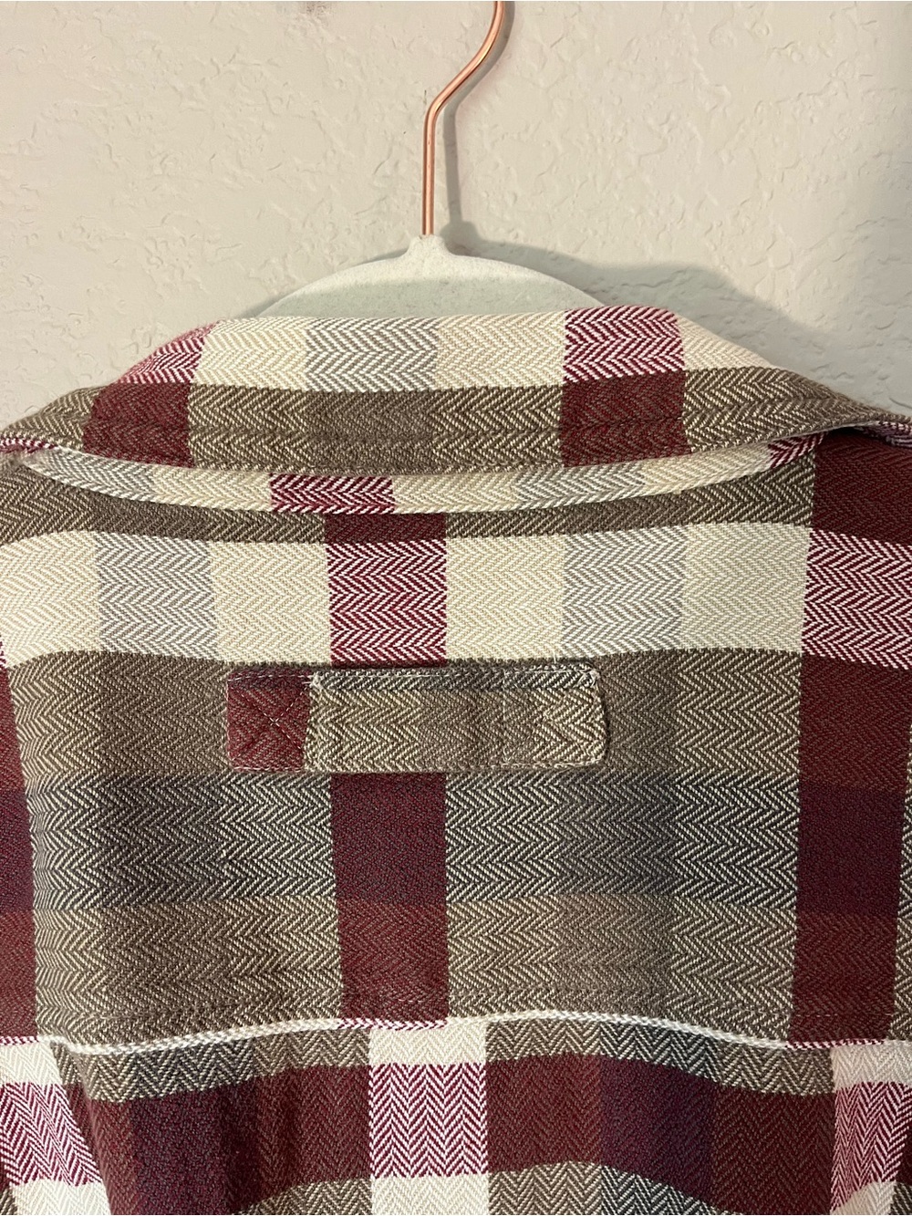 Woolrich Mens M Herringbone Plaid Flannel Shirt Burgundy Gray Heritage Outdoor - Picture 6 of 11